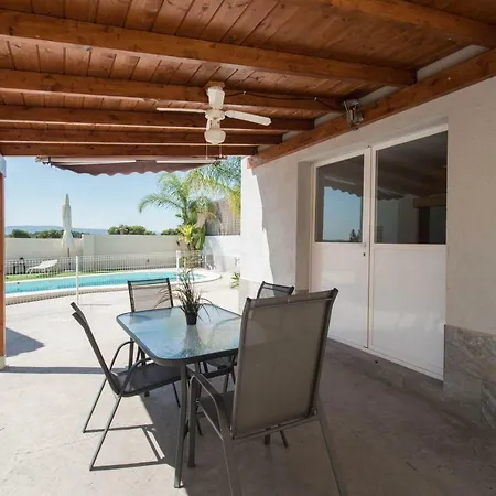 Vakantiehuis Casitas De Noah Monserrat